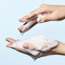 Anua 8 Hyaluronic Acid Hydrating Gentle Foaming Cleanser 150ml image 4