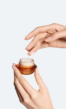 Sulwhasoo Concentrated Ginseng Rejuvenating Eye Cream 15ml image 5