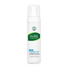 Acnes Clear and White Foaming Wash 150ml image 2