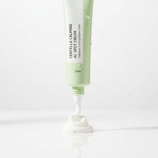 iUNIK Centella Calming AC Spot Cream Texture