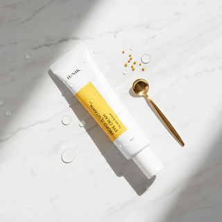 iUNIK Propolis Vitamin Eye Cream Flat Lay