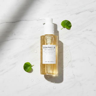 SKIN1004 Madagascar Centella Light Cleansing Oil Flat Lay