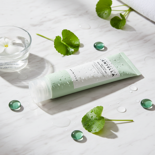 SKIN1004 Madagascar Centella Tea-Trica Mild Peeling Gel Lifestyle